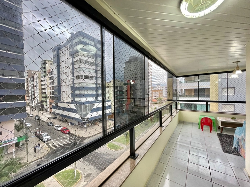 APARTAMENTO À VENDA DE FRENTE PARA A AVENIDA RUDÁ: 2ª foto da galeria de imagens do imóvel