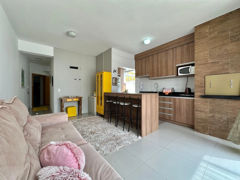 APARTAMENTO COM TERREÇO LESTE NORTE: 1ª foto da galeria de imagens do imóvel