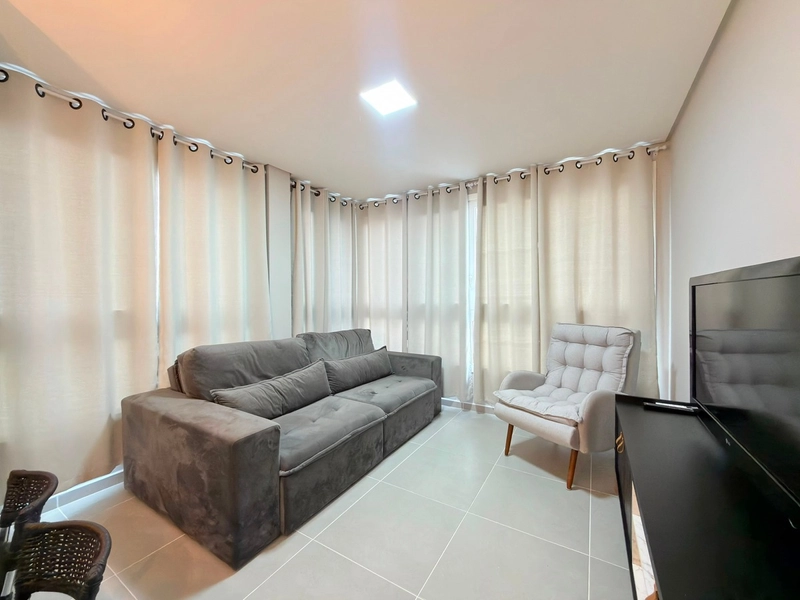 APARTAMENTO À VENDA,  TODO MOBILIADO: 1ª foto da galeria de imagens do imóvel