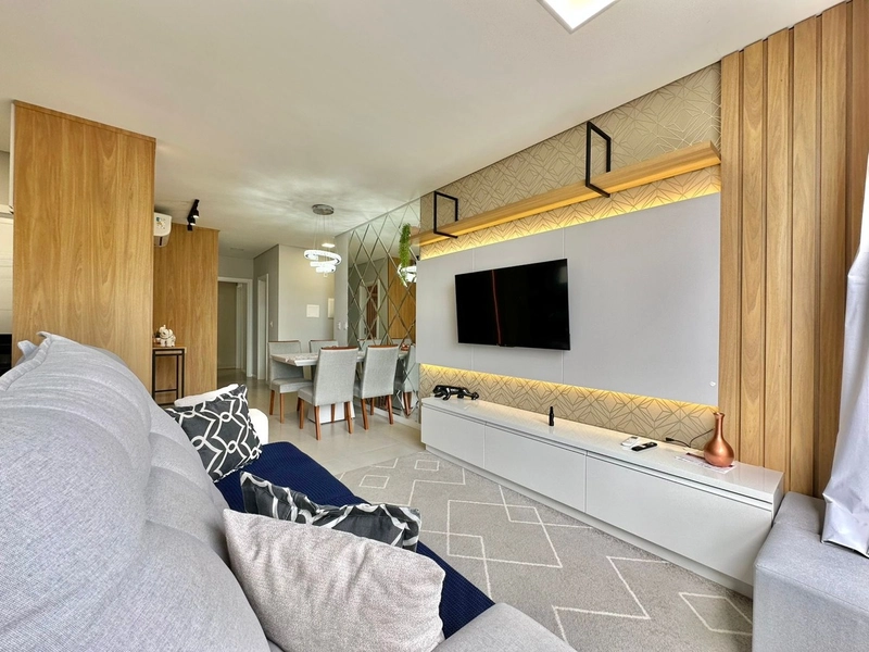 APARTAMENTO A VENDA COM INFRA  E JUNTO A PRAÇA FLAVIO BOIANOVSKI: 5ª foto da galeria de imagens do imóvel