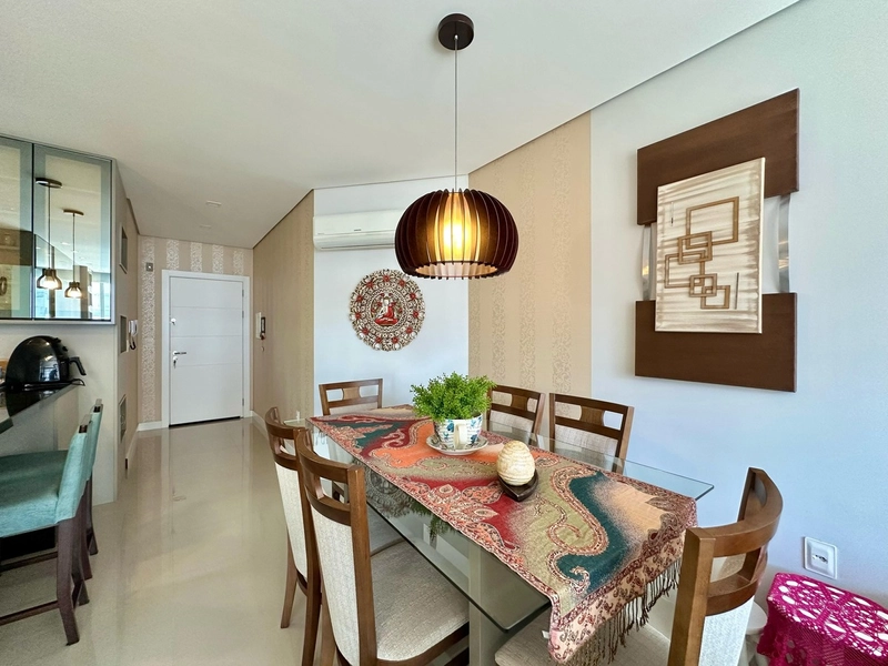APARTAMENTO À VENDA DE FRENTE NA AVENIDA E COM VISTA  PARA O MAR!: 6ª foto da galeria de imagens do imóvel