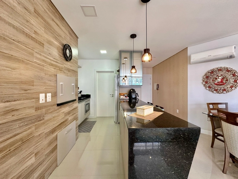 APARTAMENTO À VENDA DE FRENTE NA AVENIDA E COM VISTA  PARA O MAR!: 8ª foto da galeria de imagens do imóvel