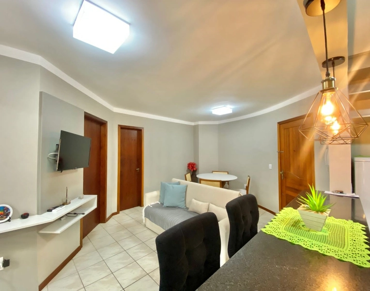 Um dormitório decorado: 2ª foto da galeria de imagens do imóvel