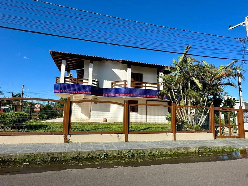 SOBRADO EM CAPÃO DA CANOA A POUCOS PASSOS DA PRAIA!!!: 41ª foto da galeria de imagens do imóvel