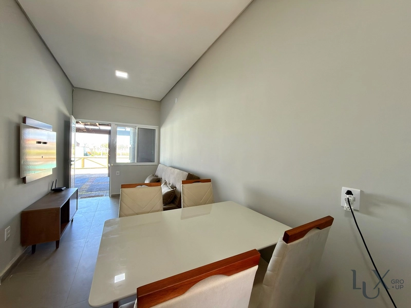 CASA À VENDA EM CAPÃO NOVO!: 6ª foto da galeria de imagens do imóvel