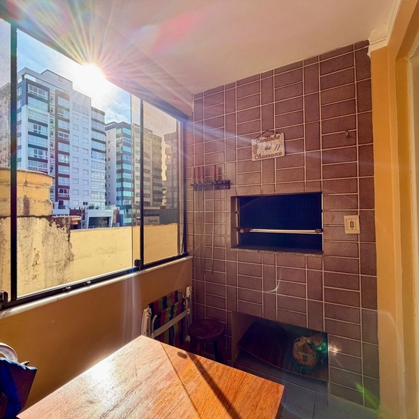 APARTAMENTO DE DOIS DORMITÓRIOS COM SACADA: 5ª foto da galeria de imagens do imóvel