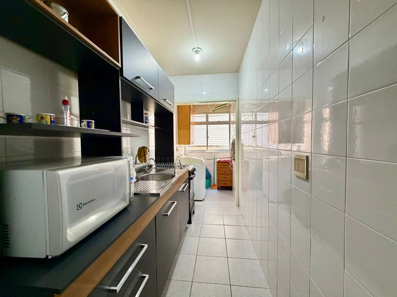 APARTAMENTO DE DOIS DORMITÓRIOS COM SACADA: 15ª foto da galeria de imagens do imóvel
