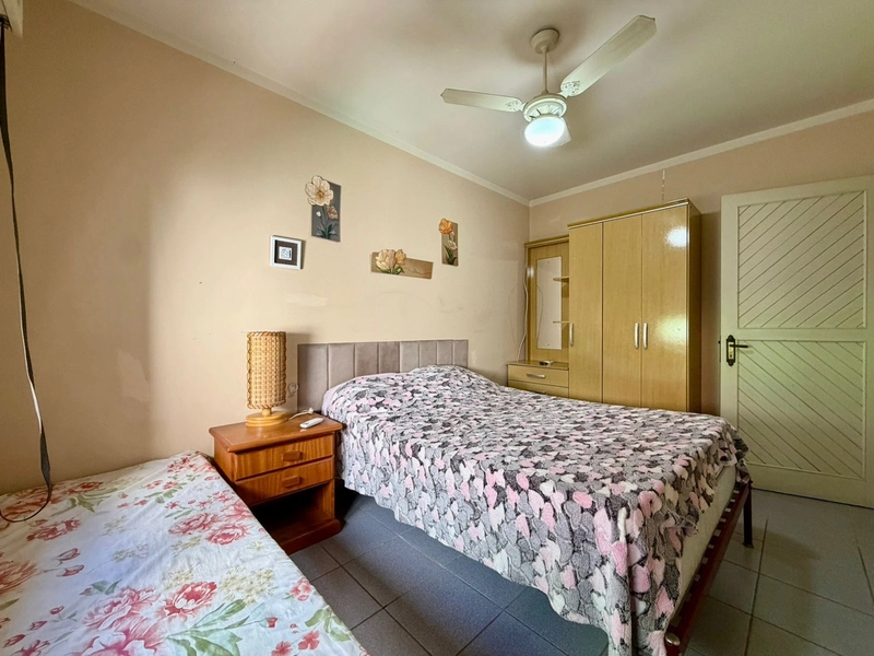 APARTAMENTO DE DOIS DORMITÓRIOS COM SACADA: 20ª foto da galeria de imagens do imóvel