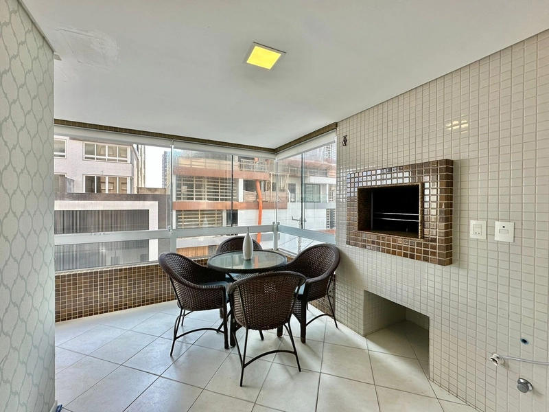 APARTAMAMENTO COM CHURRASQUEIRA NA SACADA VISTA MAR: 20ª foto da galeria de imagens do imóvel