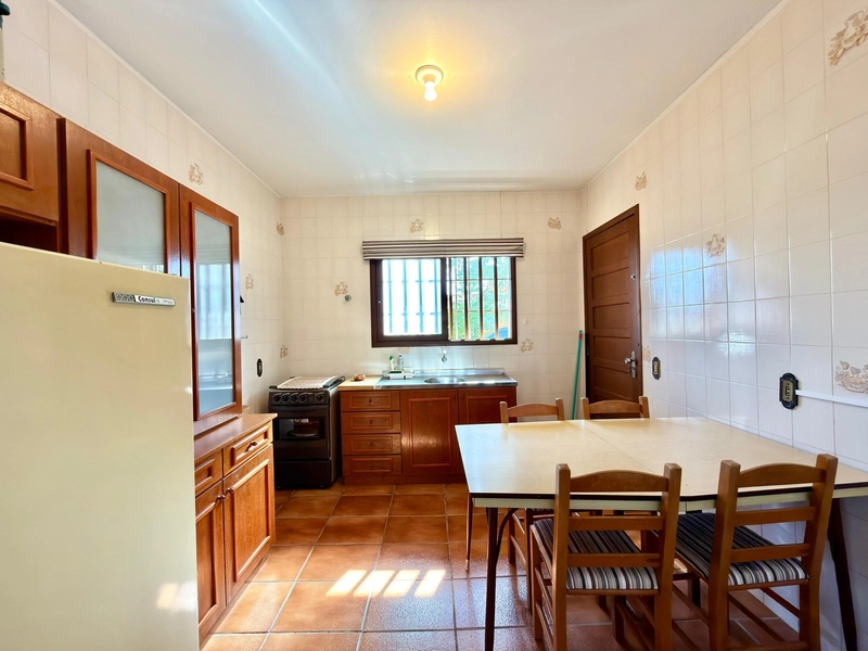 CASA EM SUPER LOTE  VENDA CENTRO  E PRÓXIMO AO BEIRA MAR XANGRI-LÁ: 8ª foto da galeria de imagens do imóvel