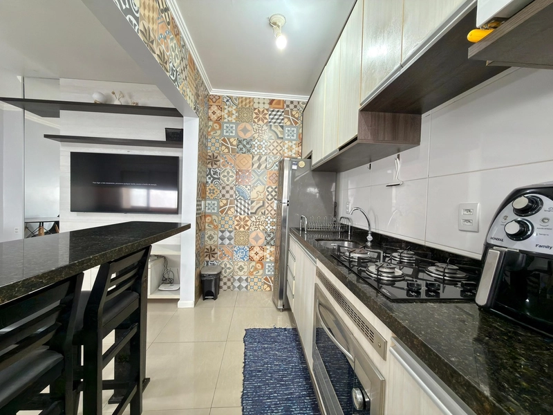 APARTAMENTO À VENDA MOBILIADO SUL/NORTE, COM SACADA !!!: 8ª foto da galeria de imagens do imóvel