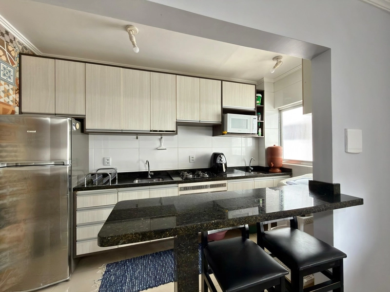 APARTAMENTO À VENDA MOBILIADO SUL/NORTE, COM SACADA !!!: 6ª foto da galeria de imagens do imóvel