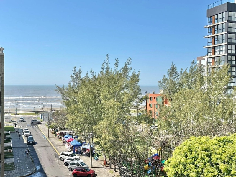 APTO À VENDA FRENTE PRAÇA E VISTA MAR | COM SACADA SEPARADA: 4ª foto da galeria de imagens do imóvel