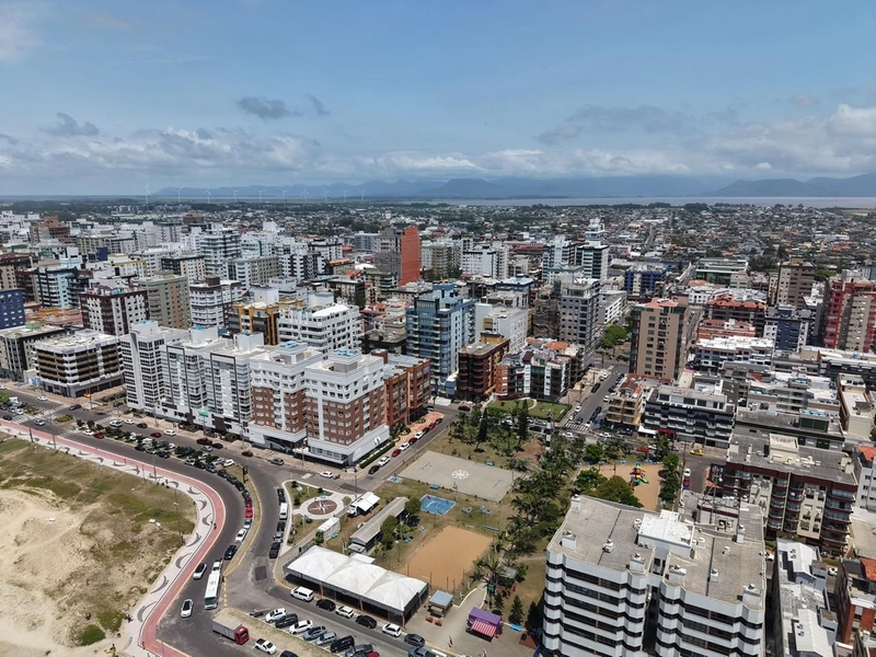 APARTAMENTO NO CENTRO DA CIDADE JUNTO A 2 PRAÇAS E BEM PRÓXIMO AO MAR: 37ª foto da galeria de imagens do imóvel
