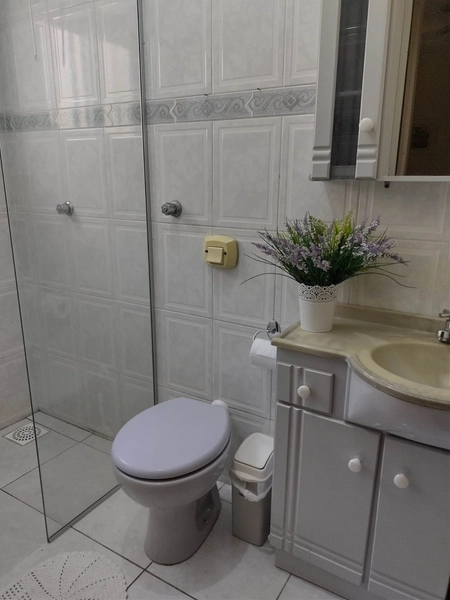 SUA CASA A MENOS DE 50 METROS DO MAR: 10ª foto da galeria de imagens do imóvel