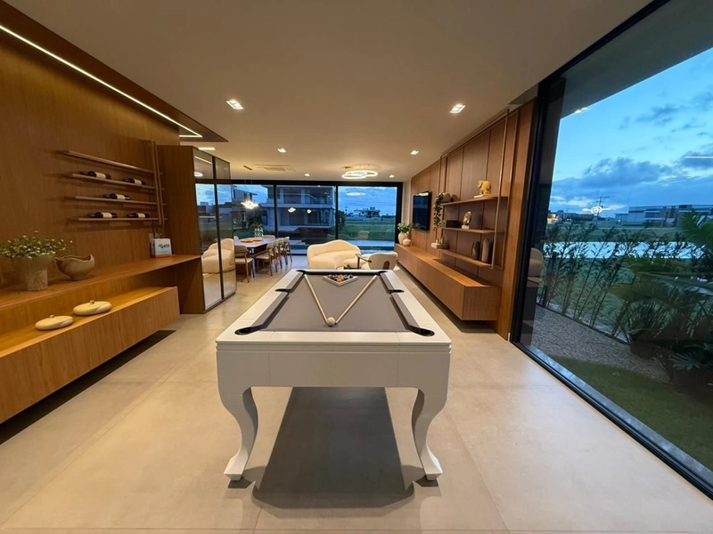 Sobrado com 411m2 a beira lago mobiliado e decorado: 18ª foto da galeria de imagens do imóvel