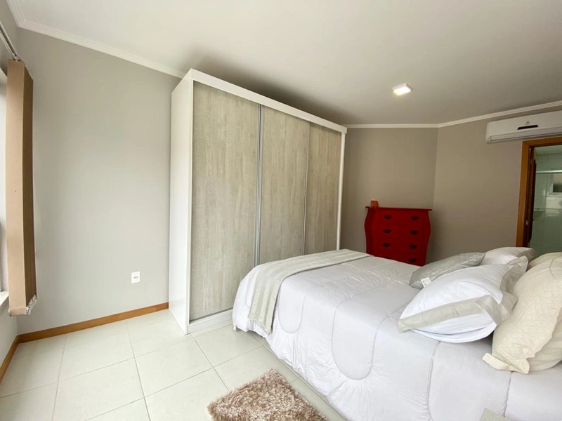 SACADÃO DE FRENTE AMPLO APARTAMENTO: 17ª foto da galeria de imagens do imóvel