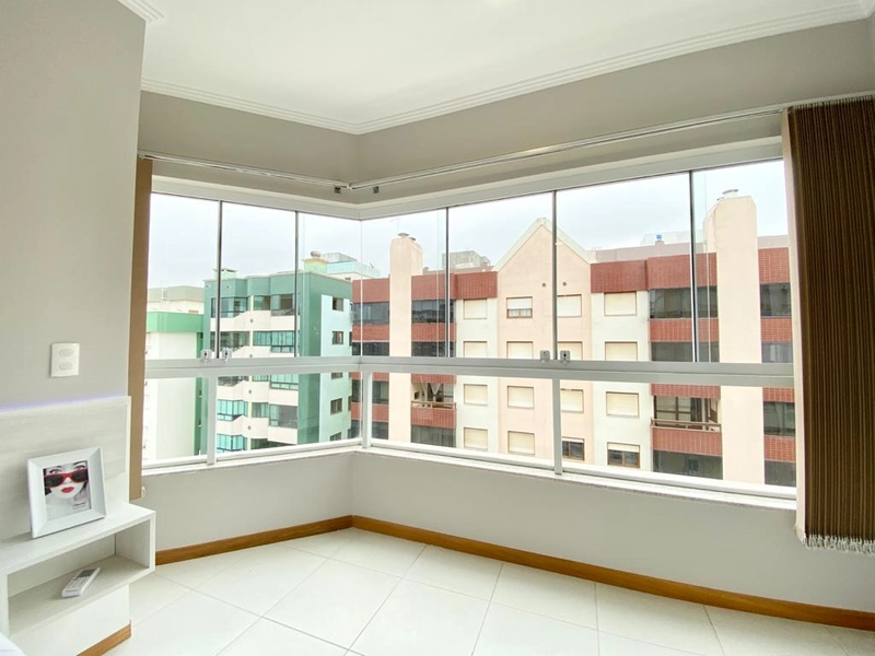 SACADÃO DE FRENTE AMPLO APARTAMENTO: 22ª foto da galeria de imagens do imóvel