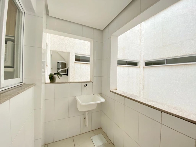 SACADÃO DE FRENTE AMPLO APARTAMENTO: 8ª foto da galeria de imagens do imóvel