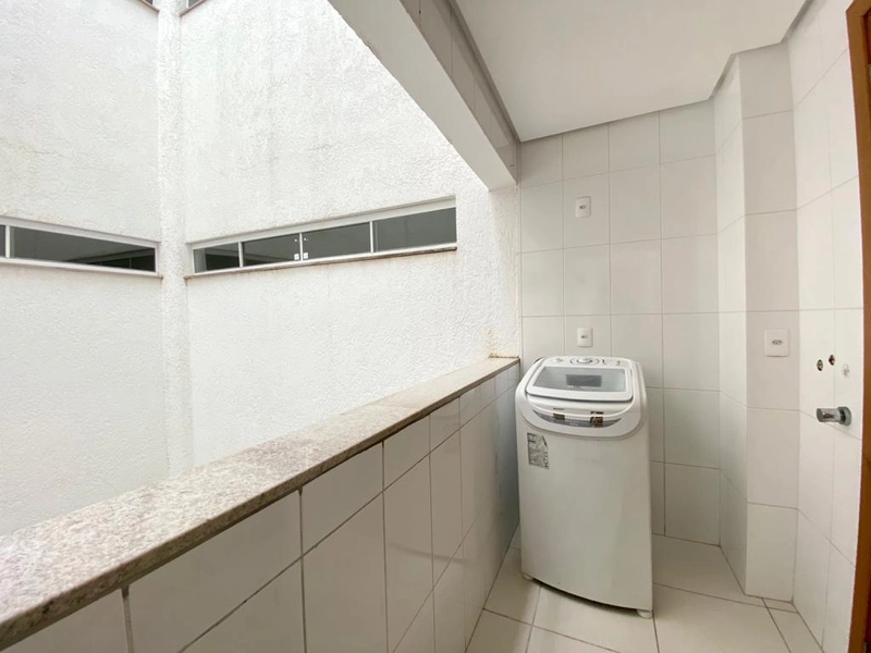 SACADÃO DE FRENTE AMPLO APARTAMENTO: 11ª foto da galeria de imagens do imóvel