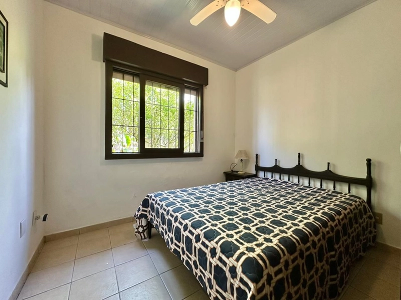 CASA COM 3 TERRENOS APENAS 2 QUADRAS DO MAR: 14ª foto da galeria de imagens do imóvel