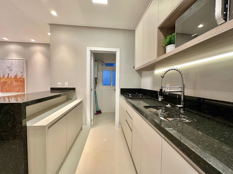 APARTAMENTO À VENDA MOBILIADO E DECORADO EM CAPÃO DA CANOA: 5ª foto da galeria de imagens do imóvel