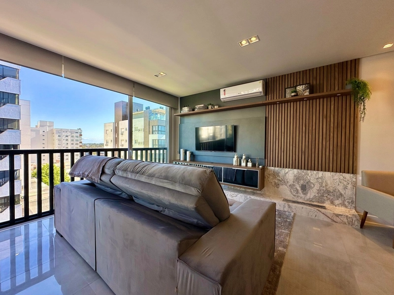APARTAMENTO À VENDA  Frente Praça, alto Padrão!!!: 1ª foto da galeria de imagens do imóvel
