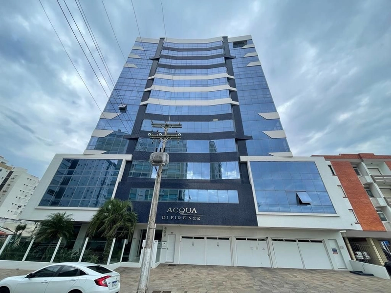 Apartamento Amplo de 3 Dormitórios com 208 m²: 9ª foto da galeria de imagens do imóvel