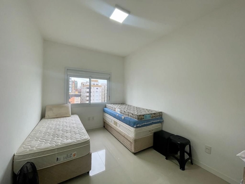 Apartamento Amplo de 3 Dormitórios com 208 m²: 14ª foto da galeria de imagens do imóvel