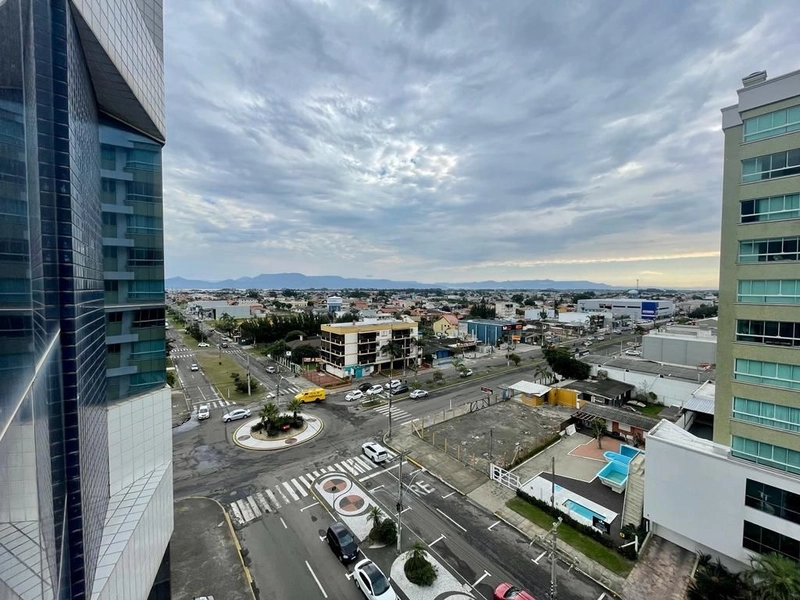 Apartamento Amplo de 3 Dormitórios com 208 m²: 8ª foto da galeria de imagens do imóvel