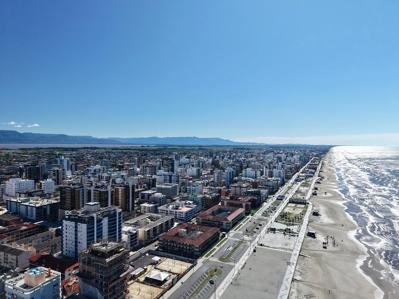 APARTAMENTO COM SACADA DE FRENTE , JUNTO AO MAR NO CORAÇÃO DA CIDADE !: 21ª foto da galeria de imagens do imóvel