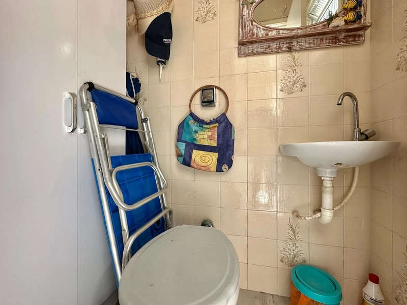 APARTAMENTO COM SACADA DE FRENTE , JUNTO AO MAR NO CORAÇÃO DA CIDADE !: 12ª foto da galeria de imagens do imóvel