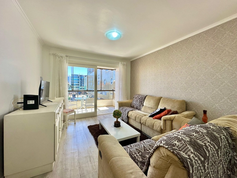 APARTAMENTO COM SACADA DE FRENTE , JUNTO AO MAR NO CORAÇÃO DA CIDADE !: 2ª foto da galeria de imagens do imóvel