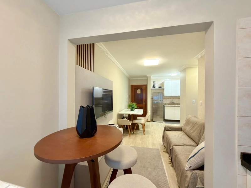 APARTAMENTO À VENDA! PÉ NA AREIA, BEM LOCALIZADO À BEIRA MAR: 4ª foto da galeria de imagens do imóvel