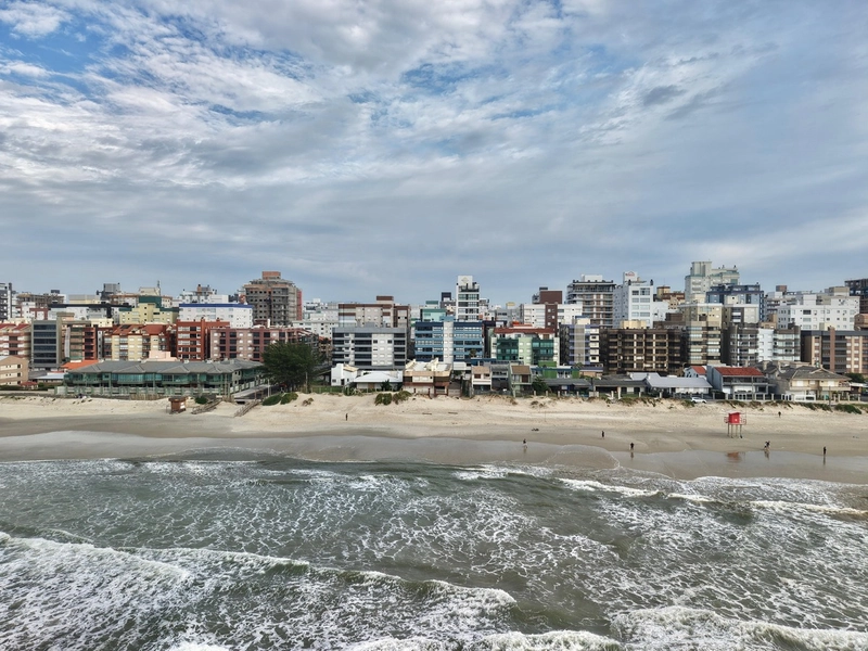 APARTAMENTO À VENDA! PÉ NA AREIA, BEM LOCALIZADO À BEIRA MAR: 16ª foto da galeria de imagens do imóvel