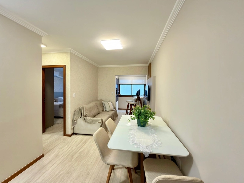 APARTAMENTO À VENDA! PÉ NA AREIA, BEM LOCALIZADO À BEIRA MAR: 7ª foto da galeria de imagens do imóvel