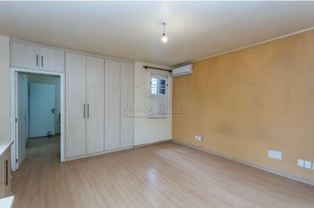 Casa/Sobrado, 04 dormitórios, suíte, 04 vagas, Petrópolis, POA: 21ª foto da galeria de imagens do imóvel