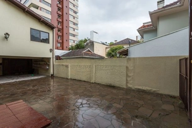 Casa/Sobrado, 04 dormitórios, suíte, 04 vagas, Petrópolis, POA: 28ª foto da galeria de imagens do imóvel