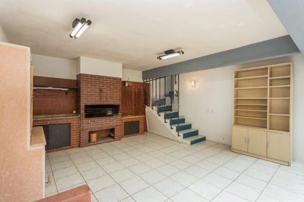 Casa/Sobrado, 04 dormitórios, suíte, 04 vagas, Petrópolis, POA: 30ª foto da galeria de imagens do imóvel