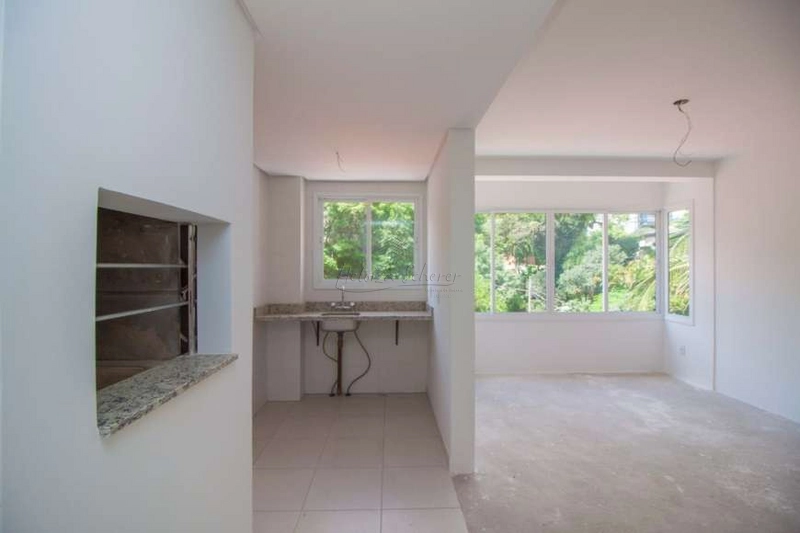 Apartamento 02 dormitórios, 02 vagas em Petrópolis, Porto Alegre, RS: 2ª foto da galeria de imagens do imóvel