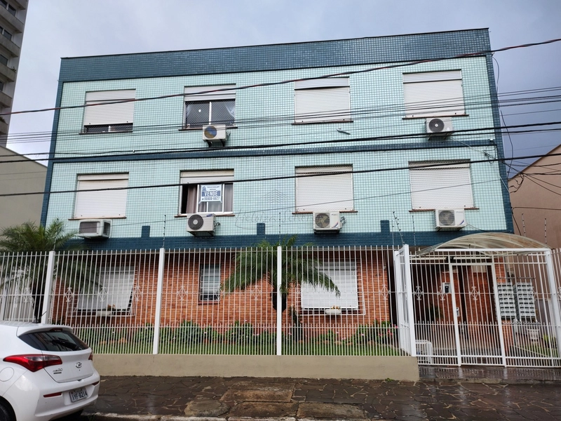 Apartamento com pátio privativo, 01 dormitório no Menino Deus.: 2ª foto da galeria de imagens do imóvel