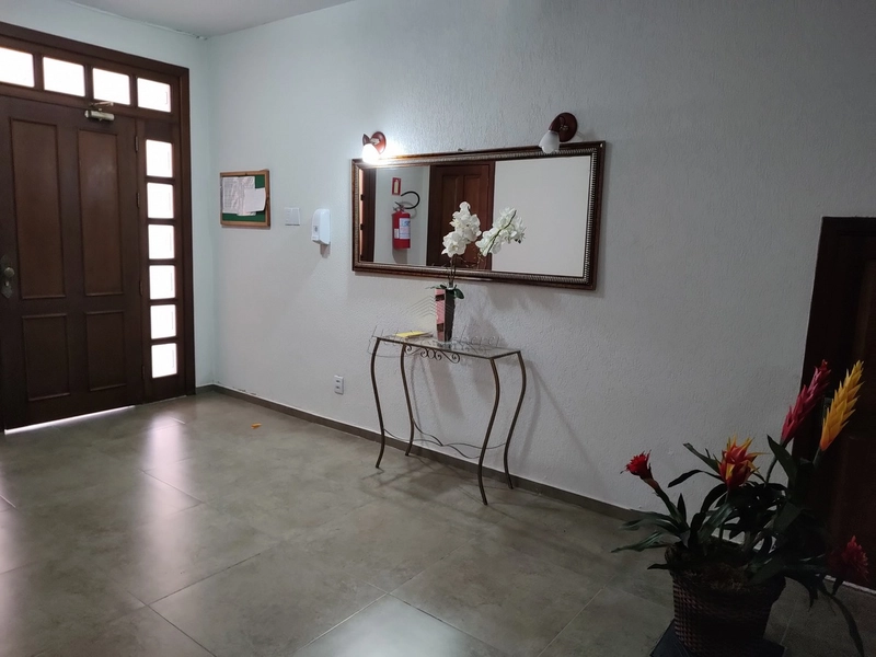 Apartamento com pátio privativo, 01 dormitório no Menino Deus.: 5ª foto da galeria de imagens do imóvel