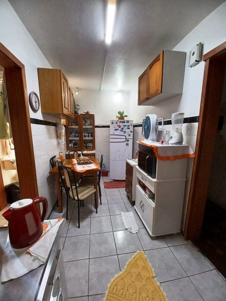 Apartamento amplo 2 dormitórios, com vaga, na Barbedo, Menino Deus: 6ª foto da galeria de imagens do imóvel