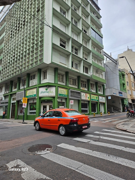 Cobertura Triplex, 03 dormitórios, 02 vagas, Porto Alegre, RS: 56ª foto da galeria de imagens do imóvel