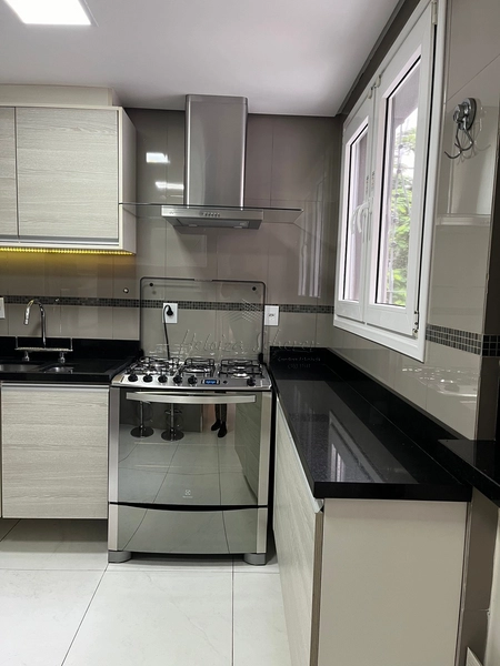 Casa em condomínio, 3dormit, 3 vagas, elevador, Assunção, Porto Alegre: 16ª foto da galeria de imagens do imóvel