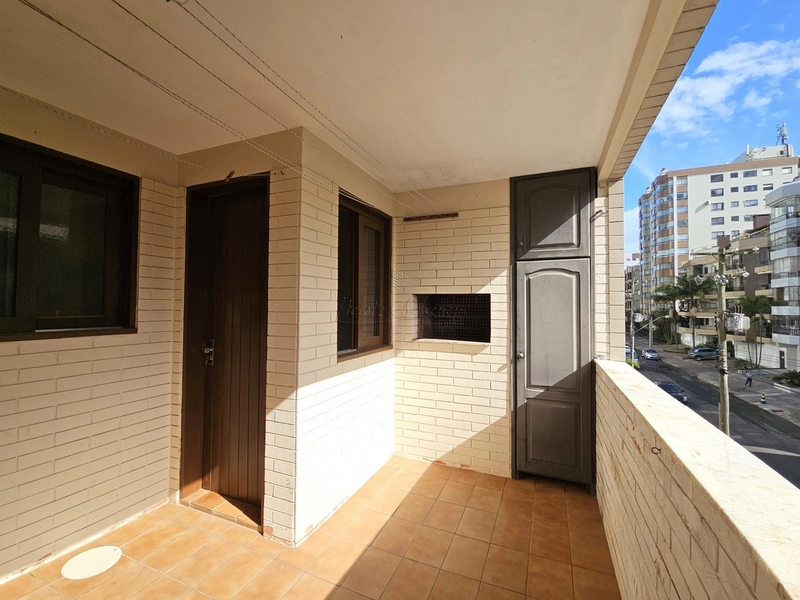 Apartamento 02 dormitórios, suíte + dep. empregada, Capão da Canoa, RS: 16ª foto da galeria de imagens do imóvel