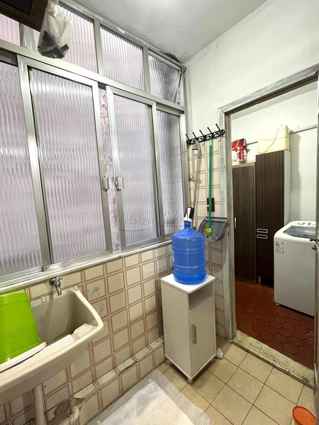 Apartamento 02 dormitórios, 01 vaga, Petrópolis, Porto Alegre, RS: 7ª foto da galeria de imagens do imóvel