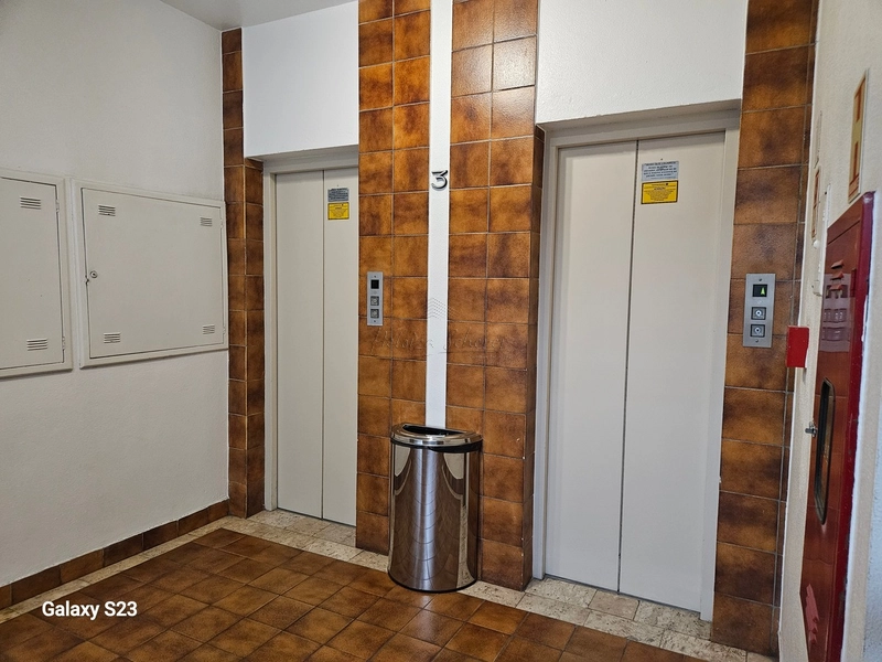 Conjunto comercial com garagem, Moinhos de Vento, Porto Alegre, RS: 18ª foto da galeria de imagens do imóvel