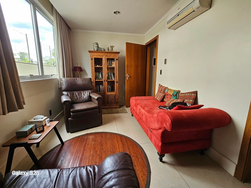 Conjunto comercial com garagem, Moinhos de Vento, Porto Alegre, RS: 2ª foto da galeria de imagens do imóvel