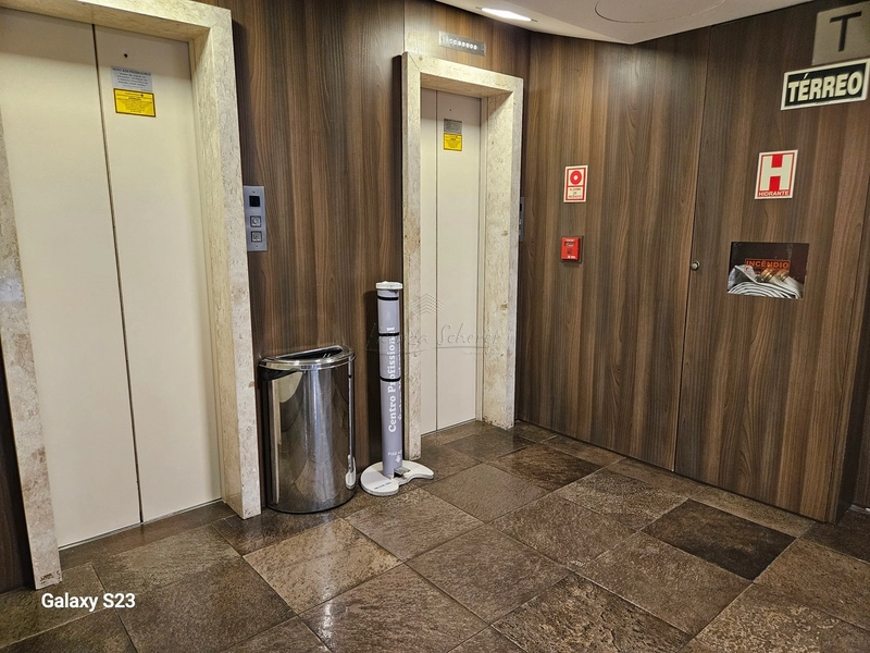 Conjunto comercial com garagem, Moinhos de Vento, Porto Alegre, RS: 19ª foto da galeria de imagens do imóvel